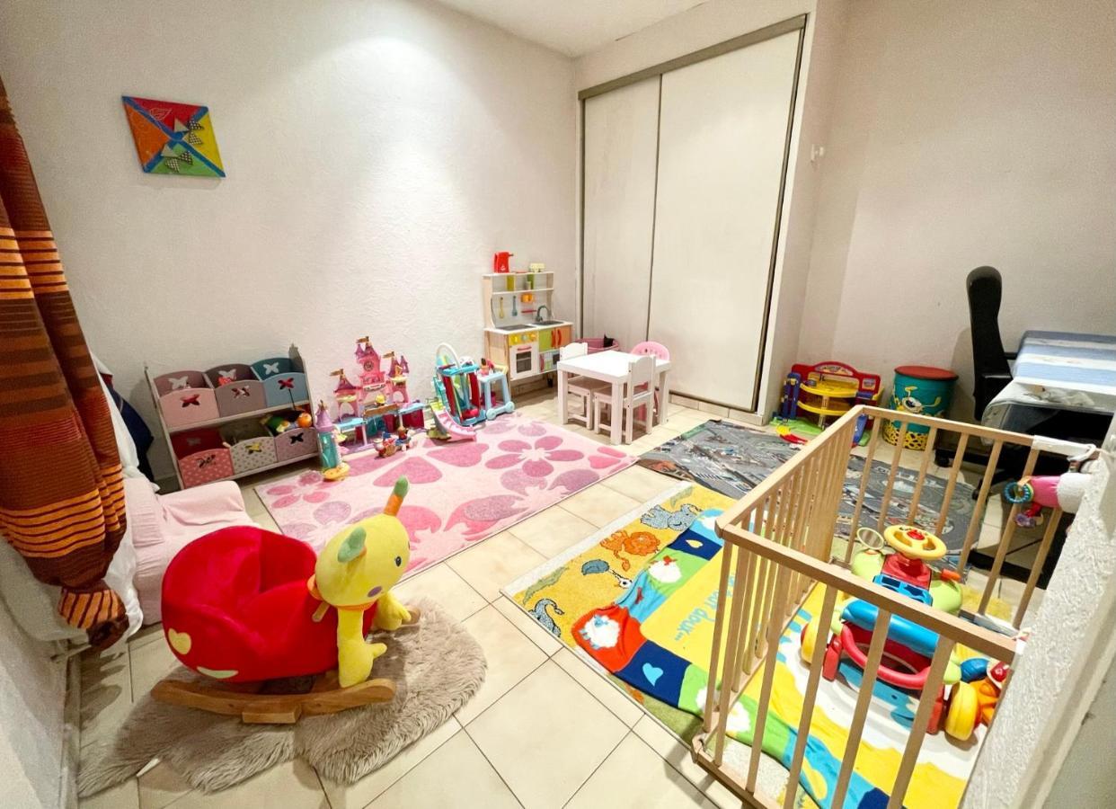 La Casa - Charmante Maison Entre Paris & Disney Noisy-le-Grand Extérieur photo